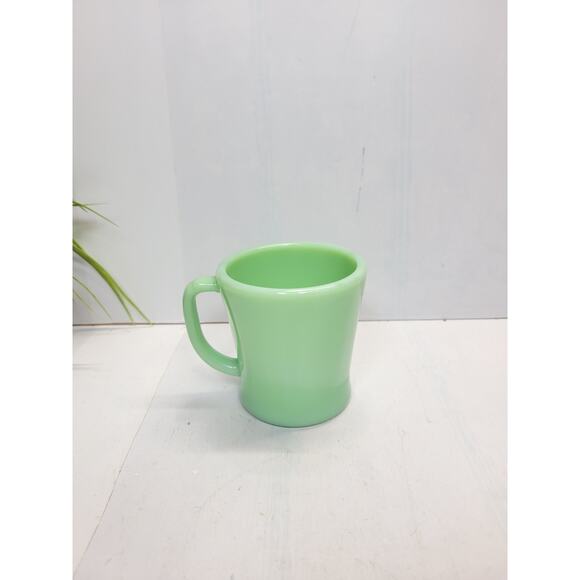Vintage Mug Jadeite, Fire King Green, D Handle, Coffee Cup 50s - Picture 1 of 4